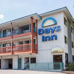 Hotel Days By Wyndham West **